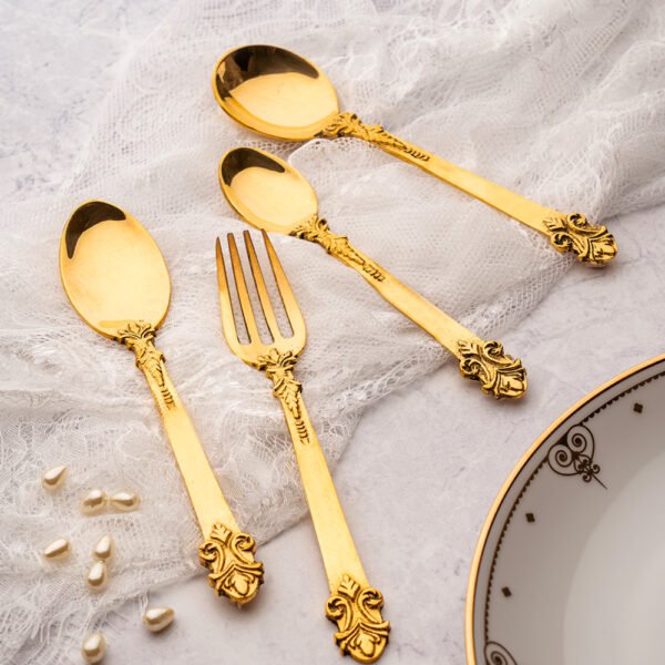 Versailles Cutlery Set (Set of 24)