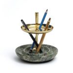 Minimal Bau Pen Stand