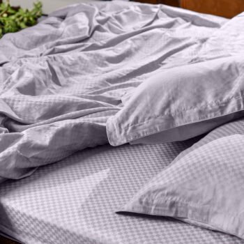 Cool Gray Grid Jacquard King Flat Sheet Set | 2 Pillow Covers