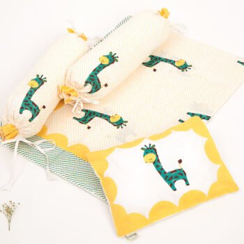Gira The Giraffe Teal Cot Bedding Set