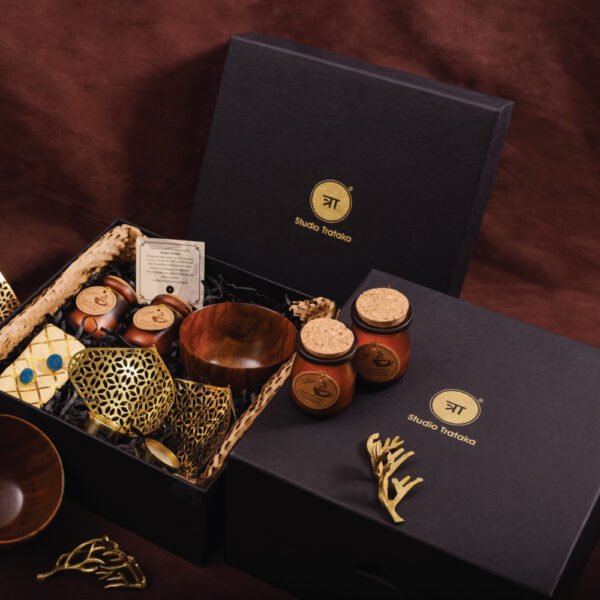 Handmade with Love
Gift Box - Image 3
