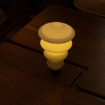 Butter Ruvaa Max Portable Table Lamp