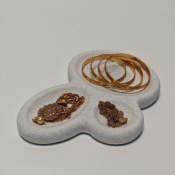 Pebble Tray