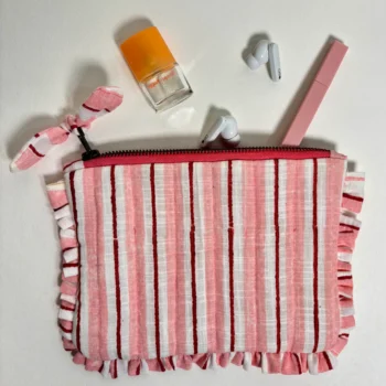 Sustainable Quilted Cotton Travel Pouch l Rosé Flat Frill Organizer