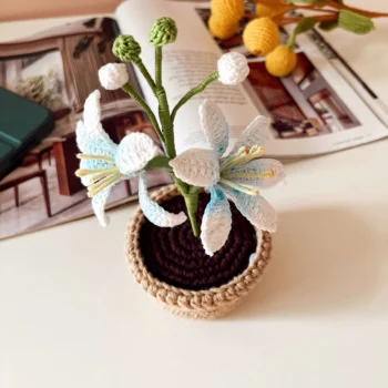Crochet Lucifer Pot