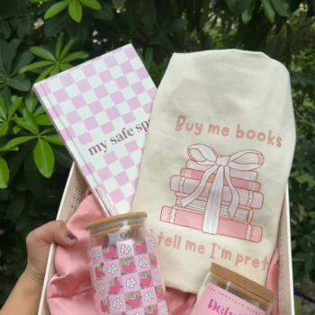 Delulu Hamper | Gift hamper for girls